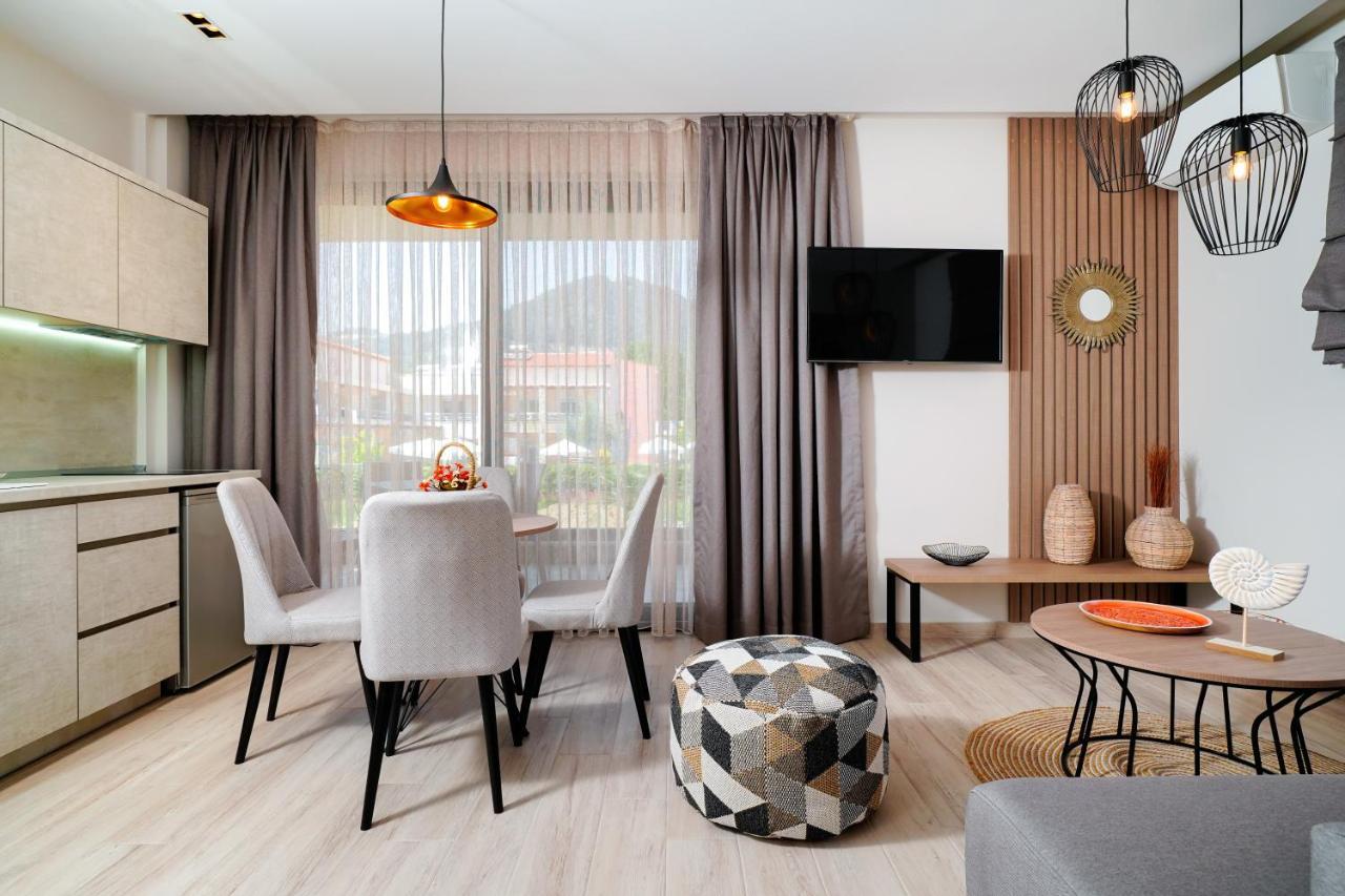 Tereza Golden Aparthotel Chrisi Ammoudia Exteriör bild